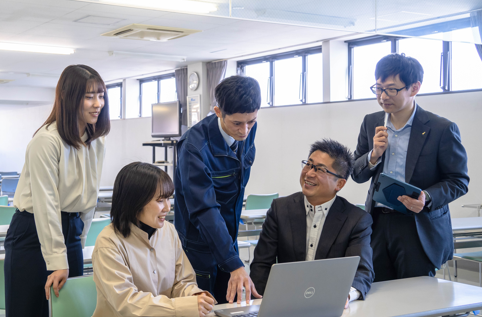 株式会社 テセック